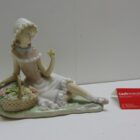 FIGURA DE PORCELANA
