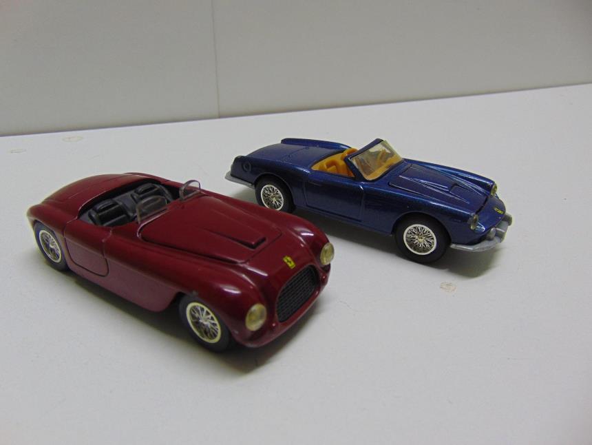 COCHE A ESCALA 1/36