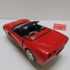 COCHE A ESCALA 1/18