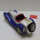 COCHE A ESCALA 1/18