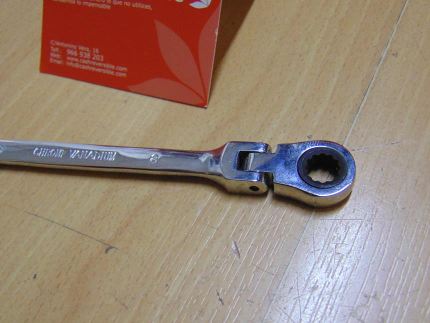 LLAVE COMBINADA DE CARRACA ARTICULADA