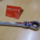 LLAVE COMBINADA DE CARRACA ARTICULADA