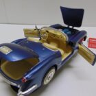 COCHE A ESCALA 1/18