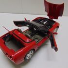 COCHE A ESCALA 1/18