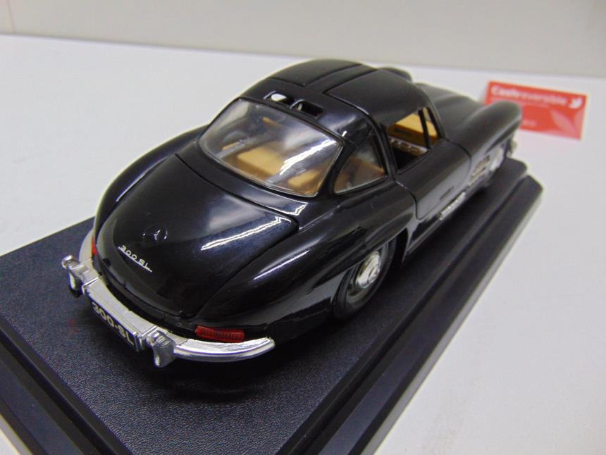 COCHE A ESCALA 1/24
