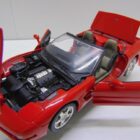 COCHE A ESCALA 1/18