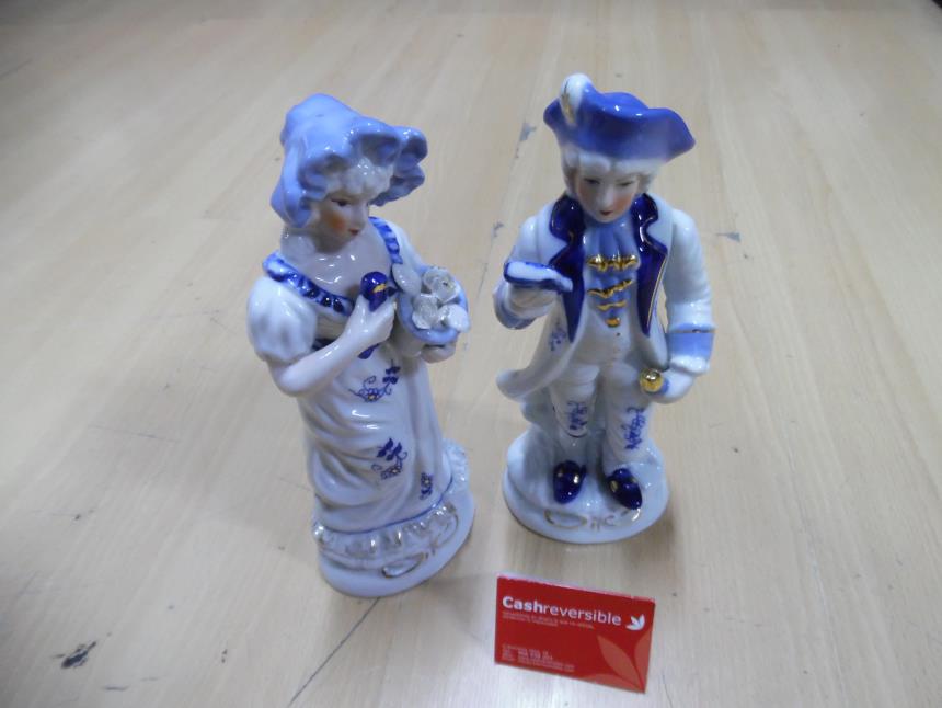 articulos_imagen1_112971.jpg PAREJA DE FIGURAS CLASICAS