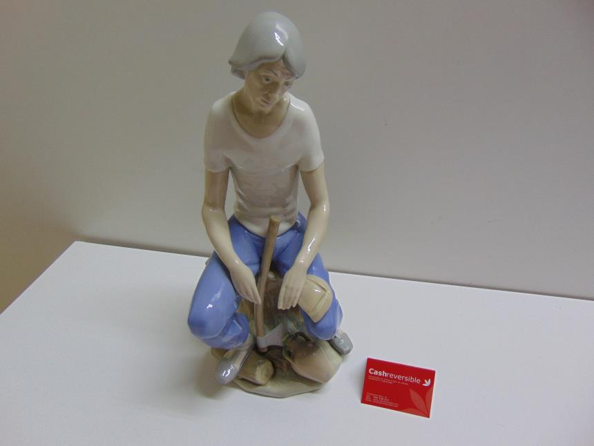 articulos_imagen1_118222.jpg FIGURA DE PORCELANA ARTESANAL