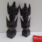 JUEGO 2 FIGURAS AZTECAS DE MADERA TALLADA
