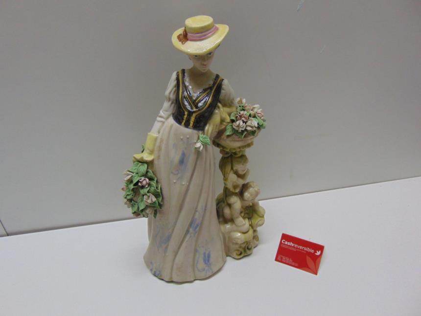 articulos_imagen1_133007.jpg FIGURA DECORATIVA