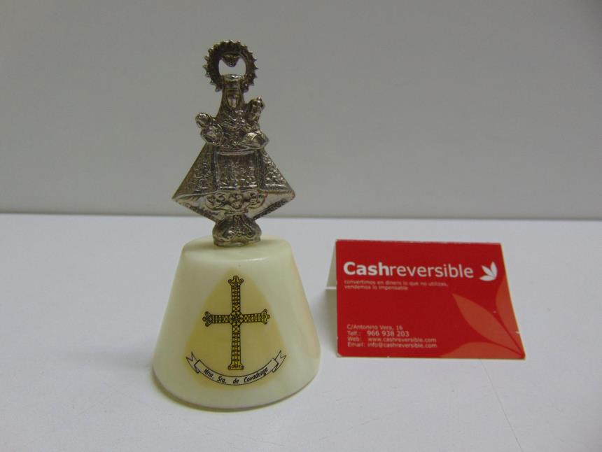 articulos_imagen1_136881.jpg FIGURA DECORATIVA