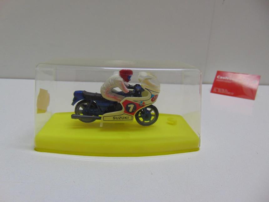 articulos_imagen1_138535.jpg MOTO A ESCALA VINTAGE