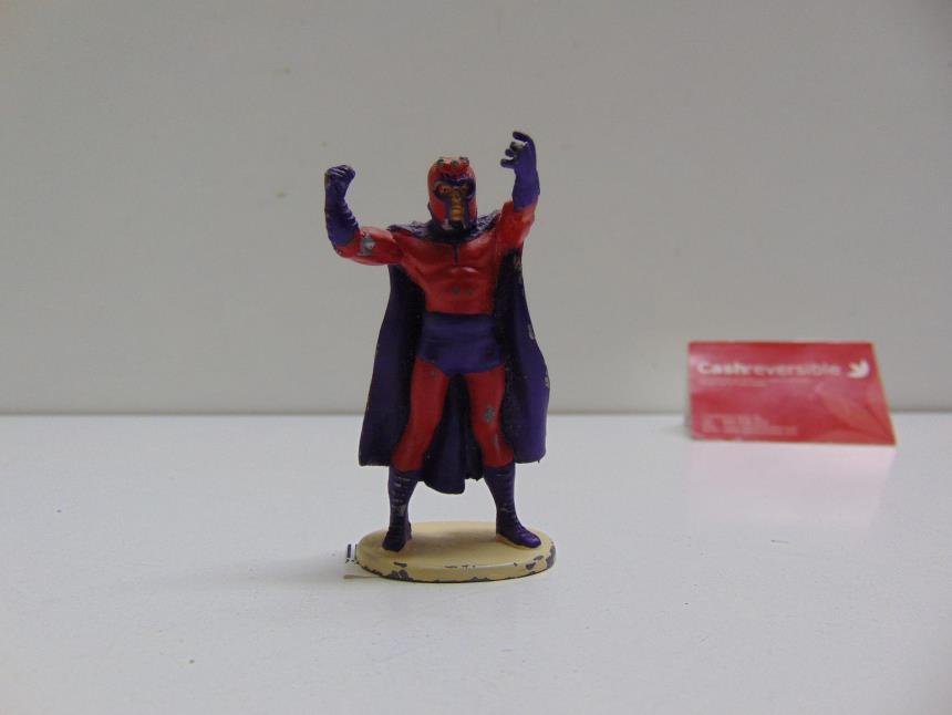 articulos_imagen1_144883.jpg FIGURA PLOMO MARVEL
