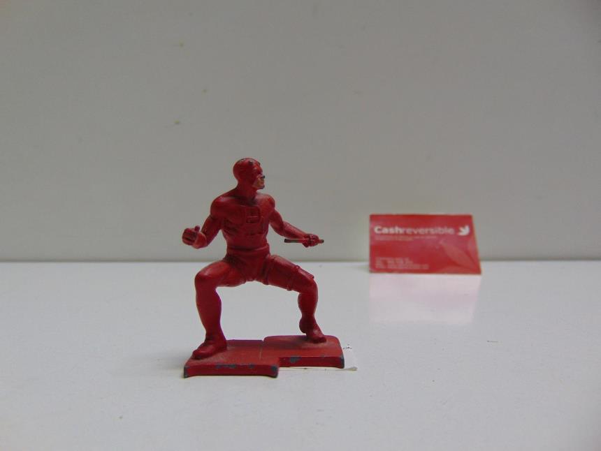 articulos_imagen1_144886.jpg FIGURA PLOMO MARVEL