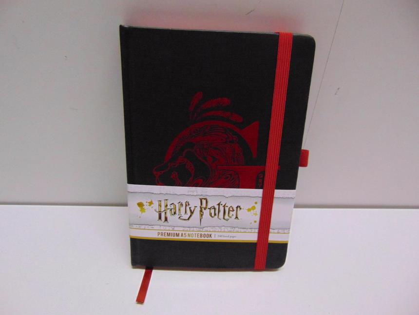 articulos_imagen1_153676.jpg NOTEBOOK HARRY POTTER
