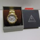 RELOJ DE DISEÑO CON CAJA