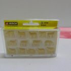 PACK DE FIGURAS A ESCALA
