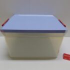CAJA CON TAPA