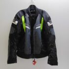 CHAQUETA DE MOTO CON PROTECCIONES SEMINUEVA**