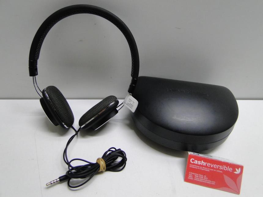 articulos_imagen1_165821.jpg AURICULARES HIFI CON FUNDA
