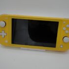 NINTENDO SWITCH LITE *