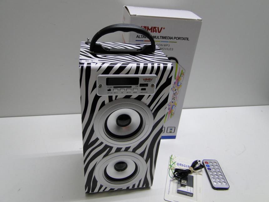 articulos_imagen1_169455.jpg ALTAVOZ BLUETOOTH CON CAJA SEMINUEVO*
