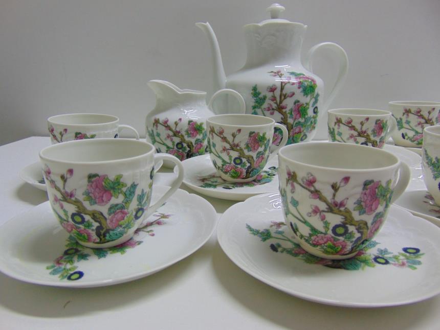 JUEGO DE CAFE DE PORCELANA