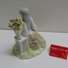 FIGURA DE PORCELANA