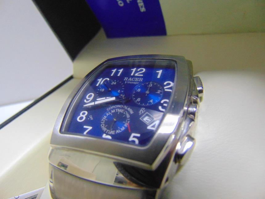 RELOJ DE CABALLERO CON CAJA