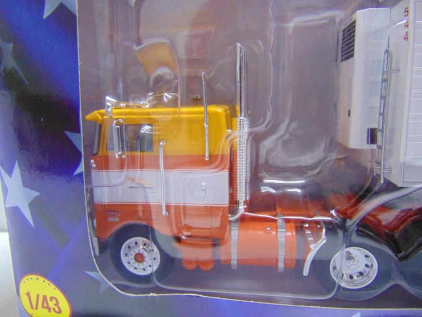CAMION A ESCALA 1/43 A ESTRENAR