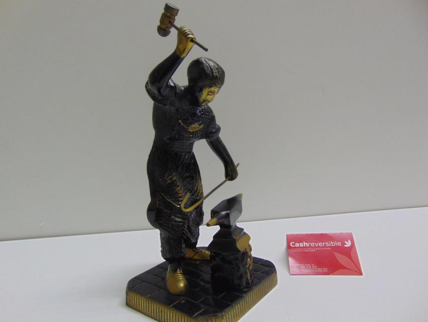 FIGURA DECORATIVA DE METAL