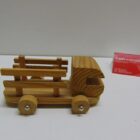 CAMION DE MADERA