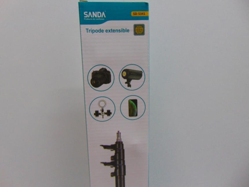 TRIPODE A ESTRENAR