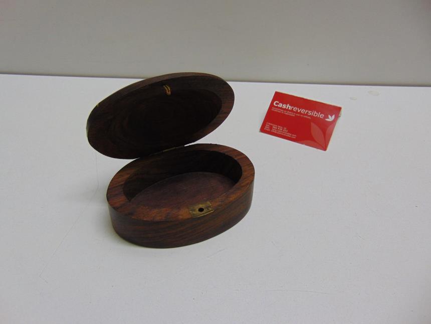 CAJITA DE MADERA DECORATIVA
