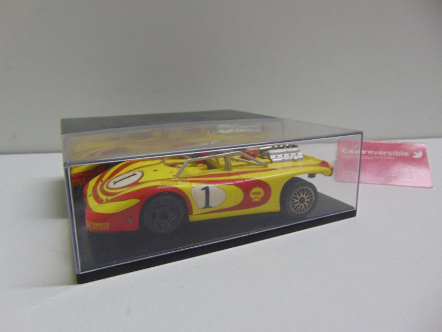 COCHE DE SLOT CON CAJA