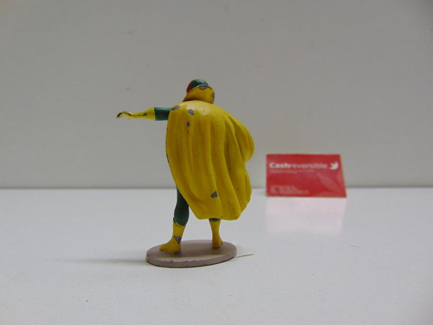 FIGURA PLOMO MARVEL