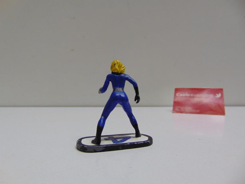FIGURA PLOMO MARVEL