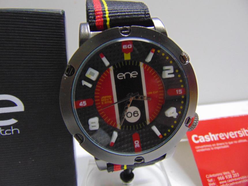 RELOJ DE CABALLERO CON CAJA NUEVO