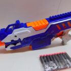 PISTOLA NERF CON ACCESORIOS