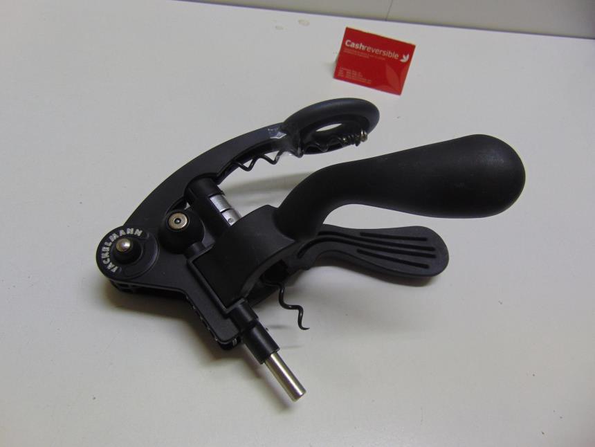 ABRIDOR DE BOTELLAS DE VINO