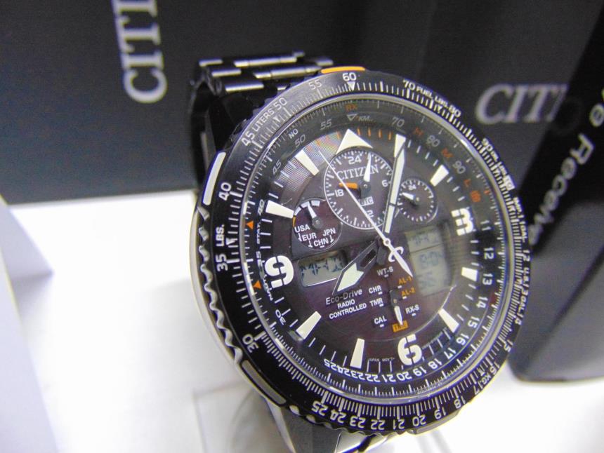 RELOJ CON CAJA PERFECTO ESTADO
