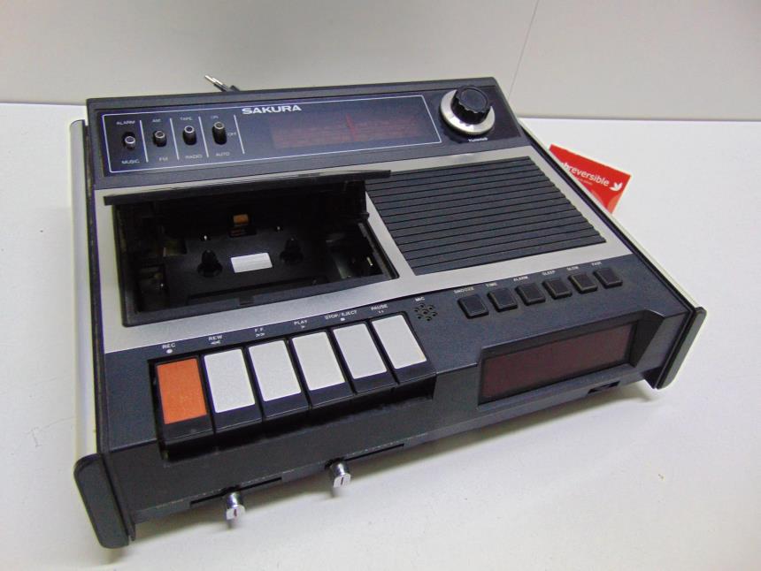 RADIO CASETTE VINTAGE