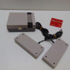 CONSOLA 8 BITS CON 2 MANDOS