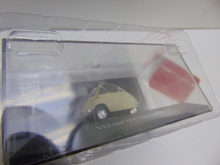 COCHE A ESCALA