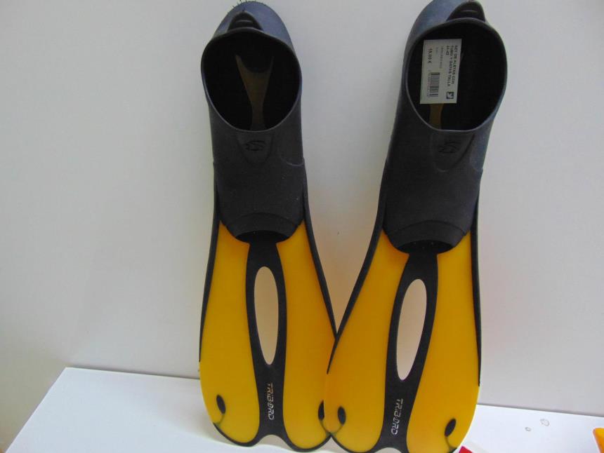 SET DE ALETAS CON TUBO Y GAFAS TALLA 41-42