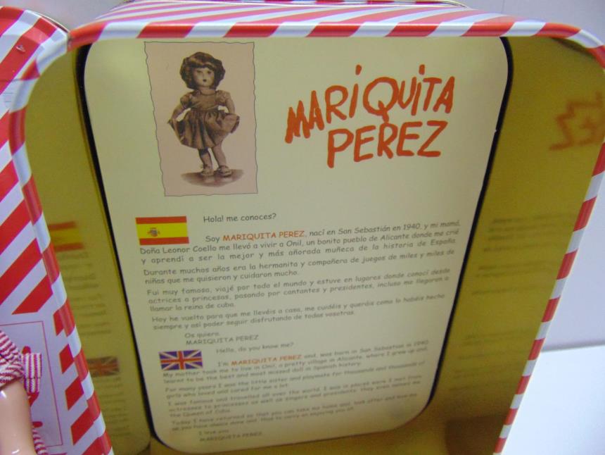 MUÑECO DE COLECCION CON CAJA