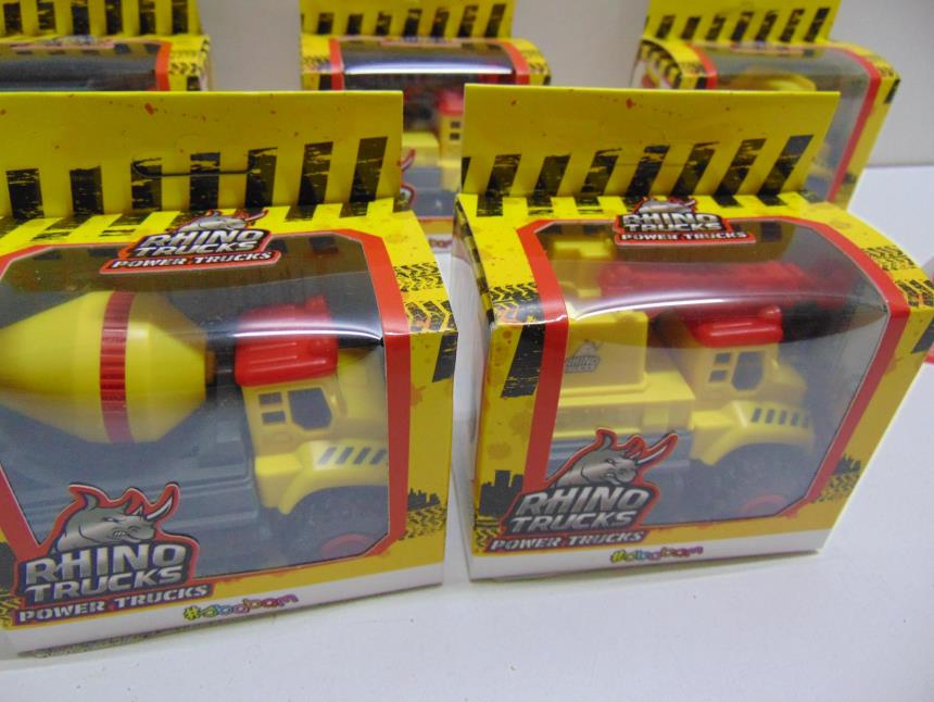 RHINO TRUCKS A ESTRENAR