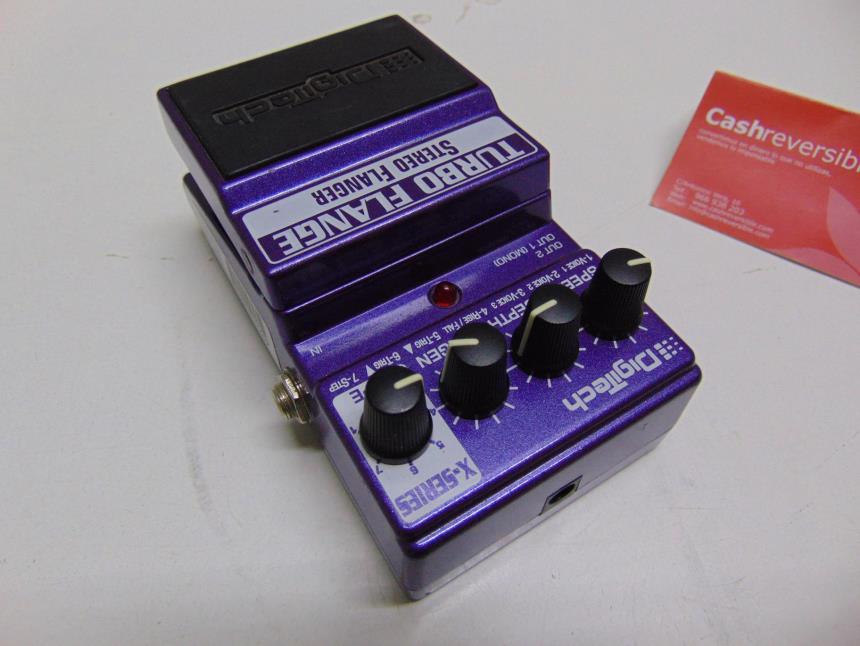 PEDAL DE EFECTOS CON TRANSFORMADOR***