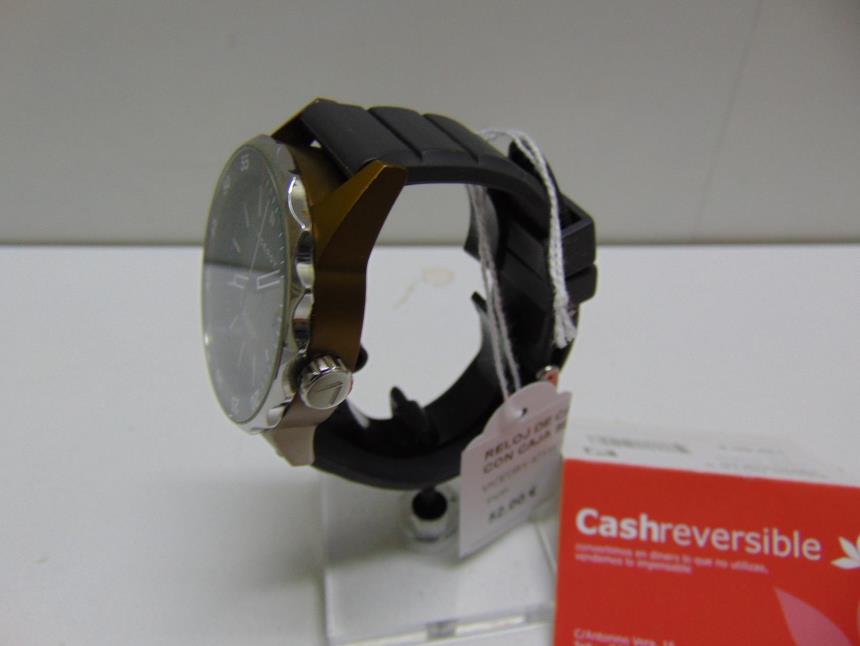 RELOJ DE CABALLERO CON CAJA SEMINUEVO