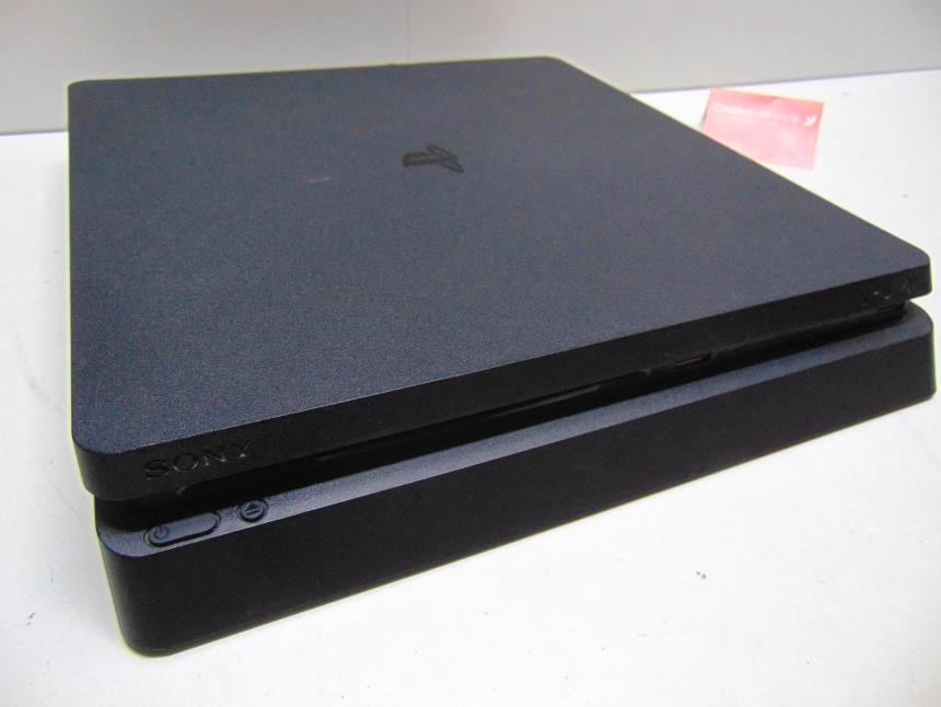 PS4 SLIM SIN MANDO